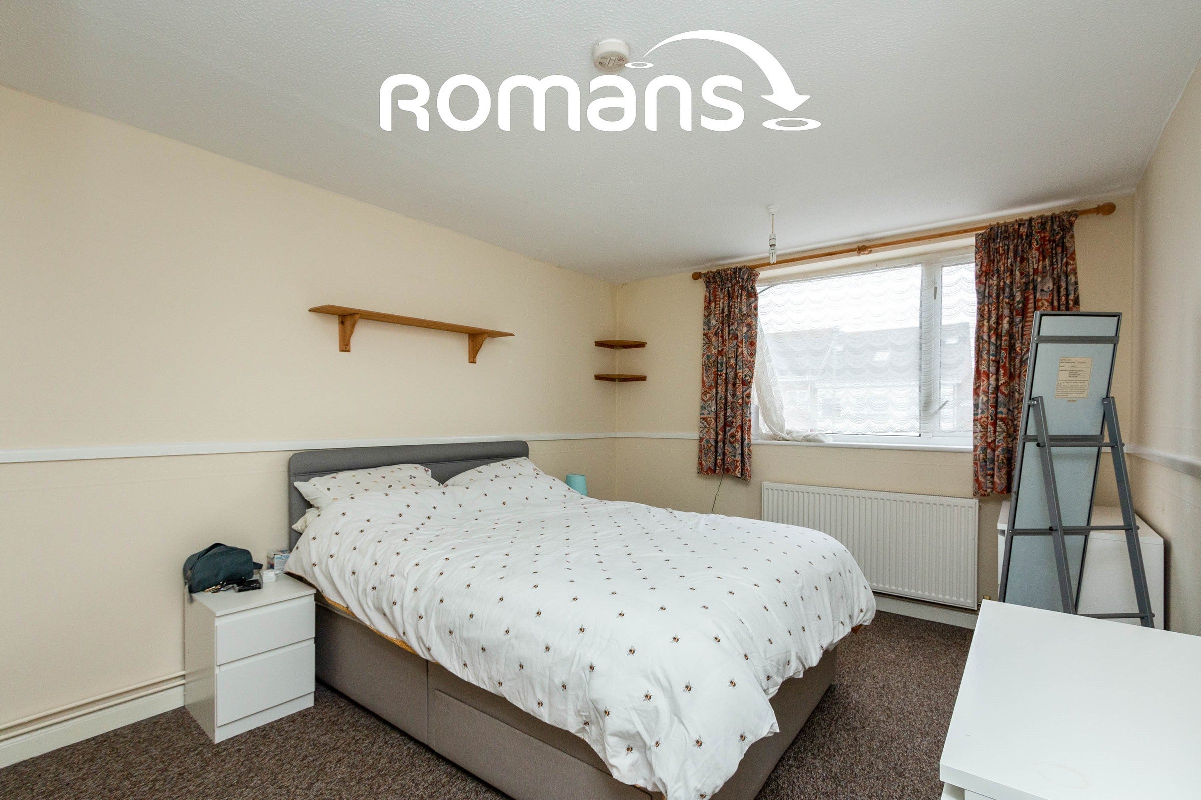 Flat Darent Court in Basingstoke and Deane