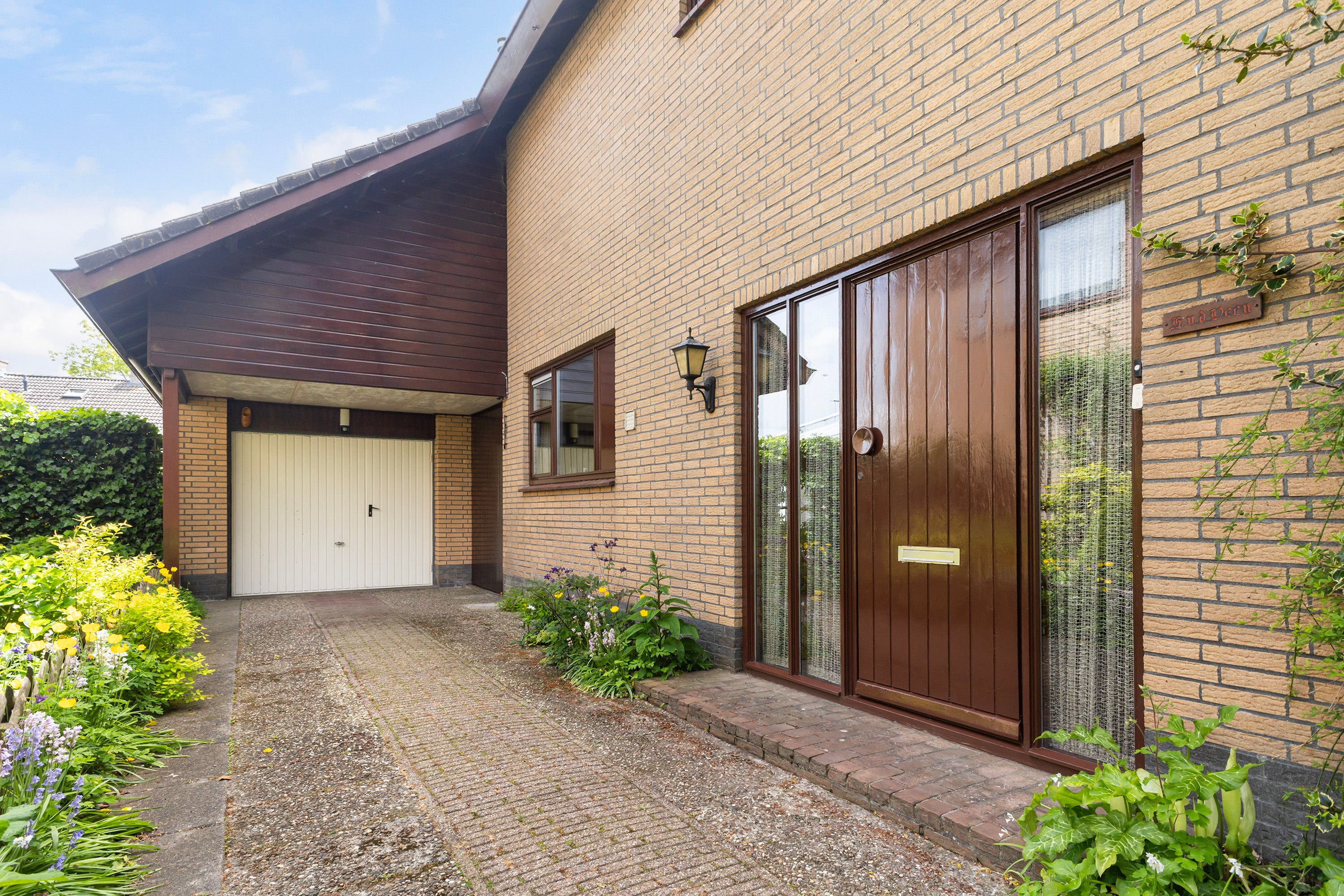 Vrijstaande woning te koop: Gysbert Japiksstraat 42, Buitenpost