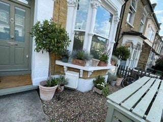 Room Gellatly Road in Greater London