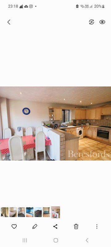 Room Lukin's Drive in Uttlesford