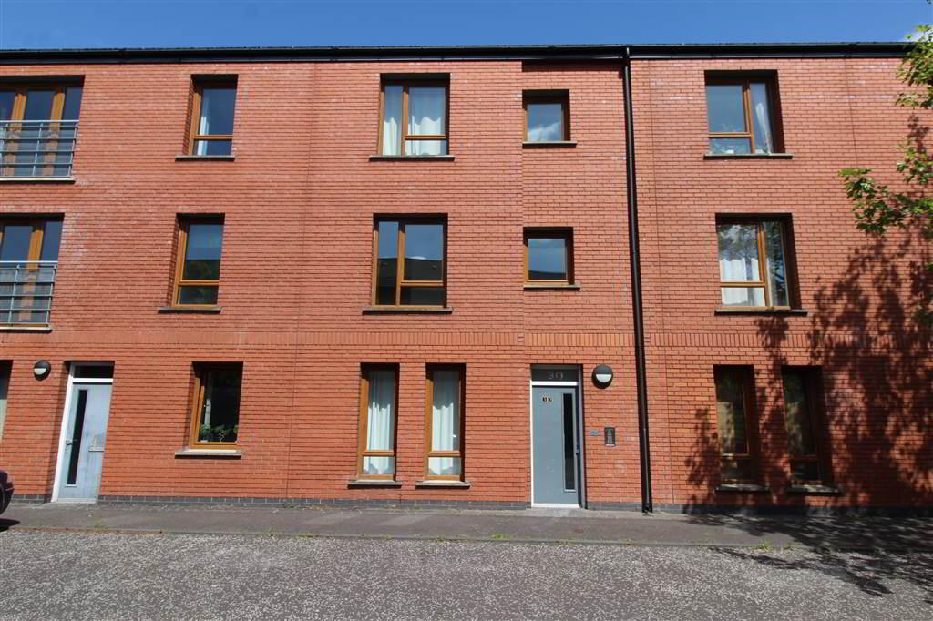 Flat Paxton Street in Belfast