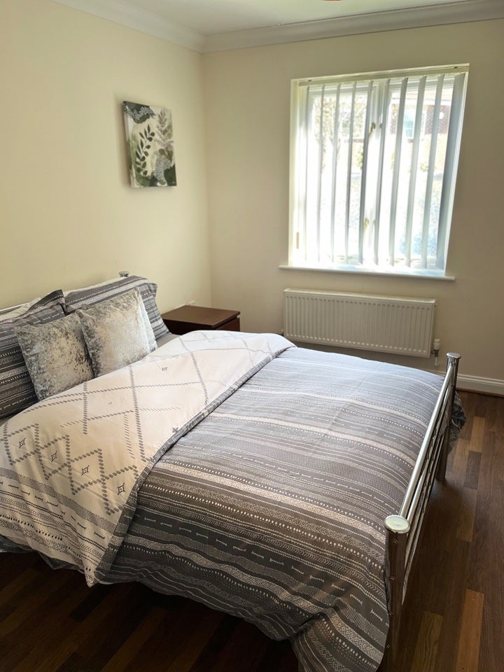Room Morland Drive in Milton Keynes