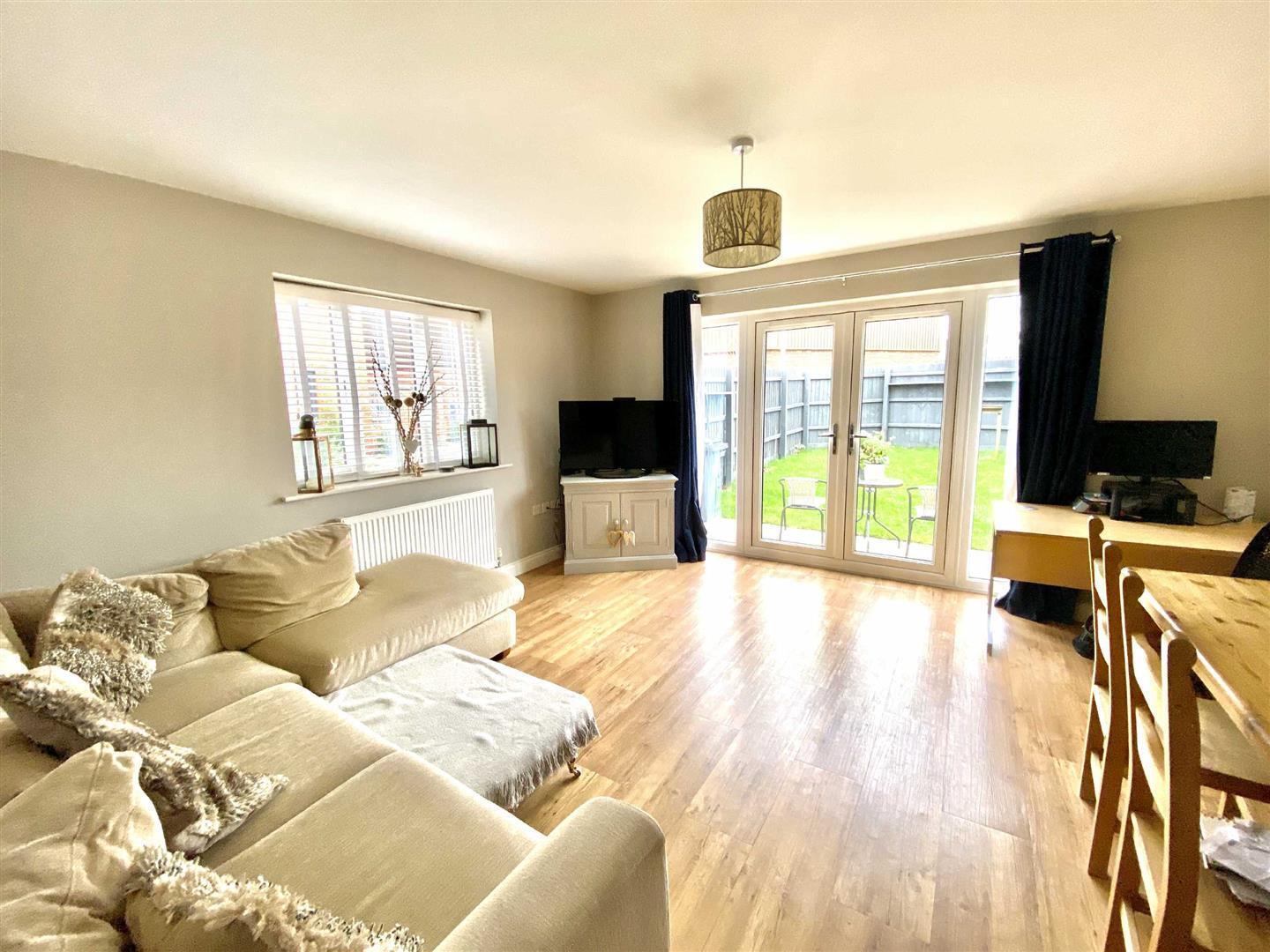House Shoesmith Close in Hinckley and Bosworth