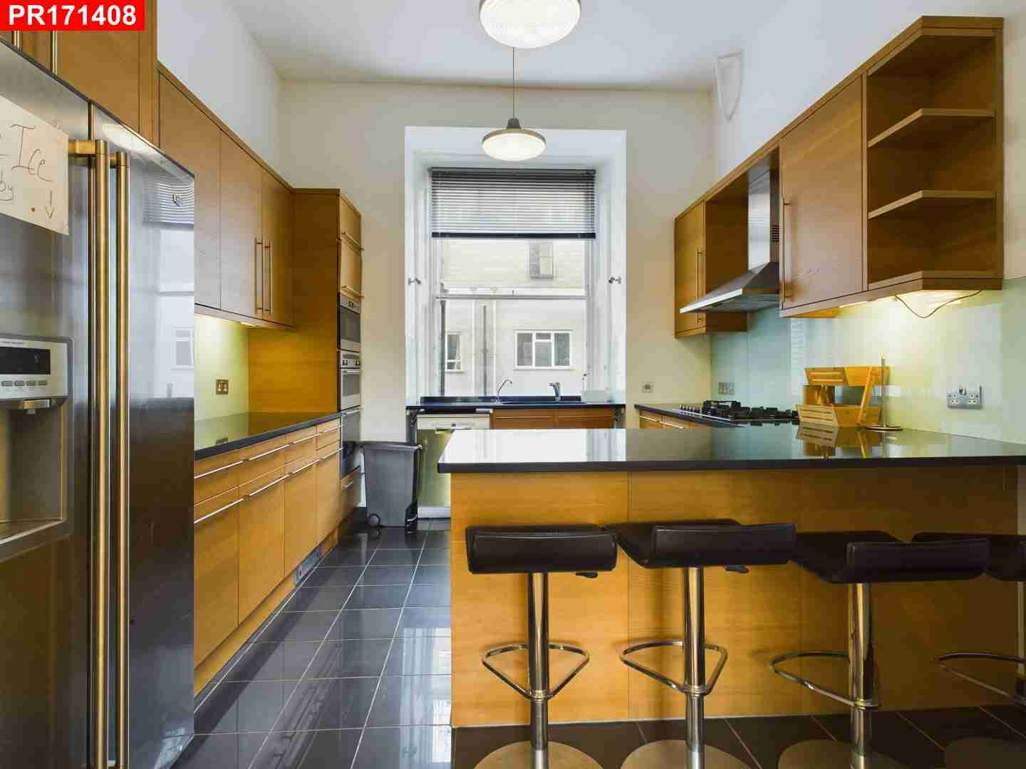 Flat Gloucester Terrace in City of Westminster