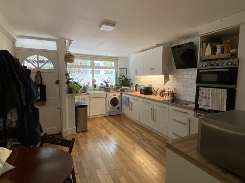 Room Archway Road in Greater London
