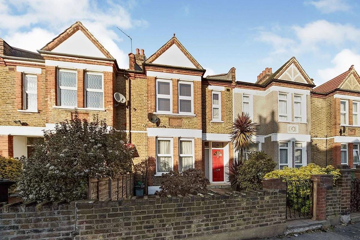 Flat George Lane in Greater London