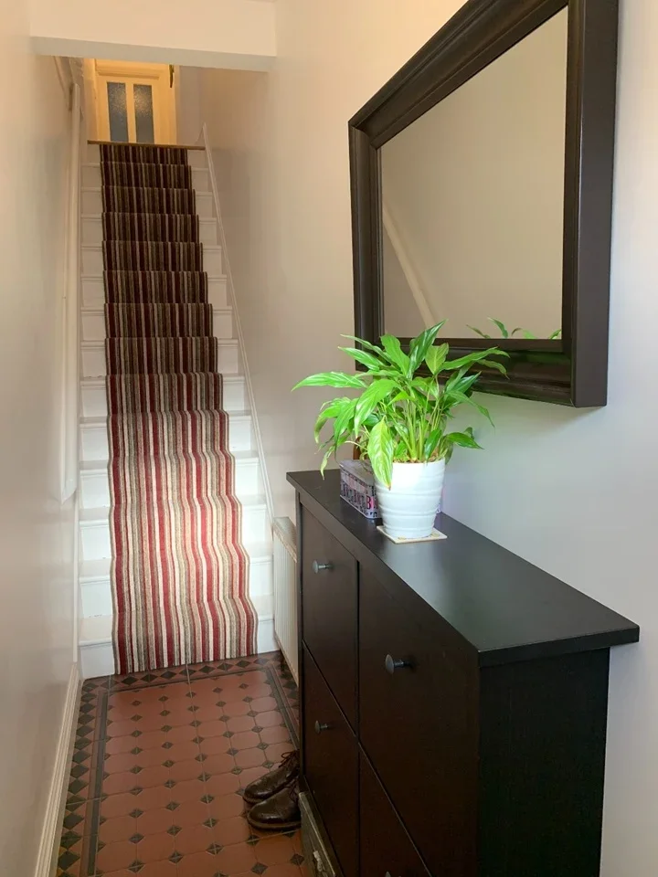 Flat George Lane in Greater London