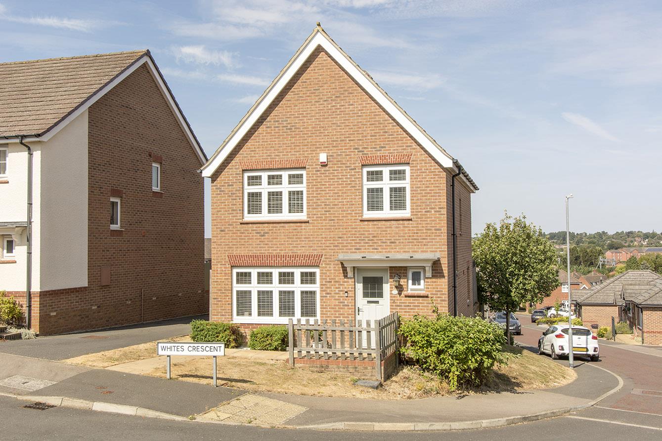 House Whites Crescent in Harborough