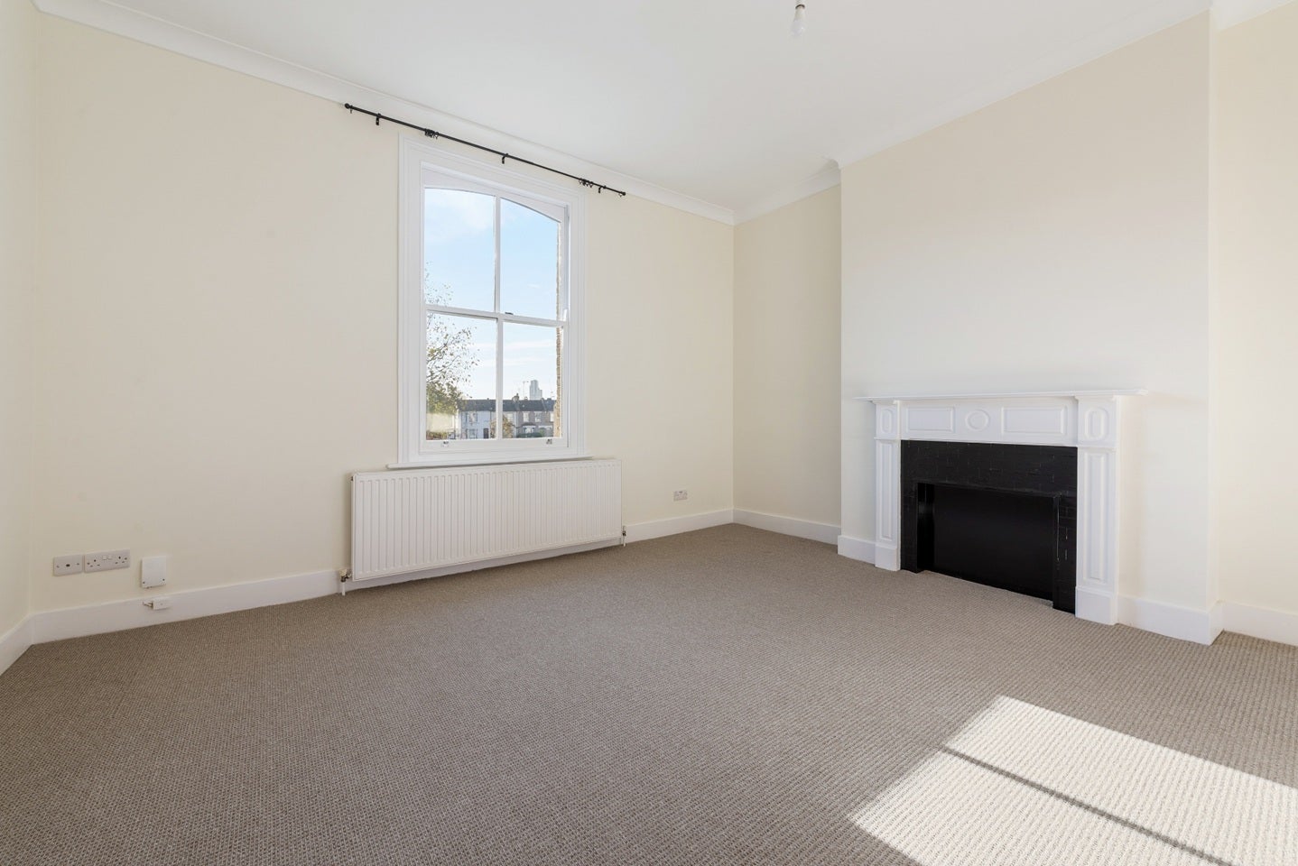 Flat West Green Road in Greater London