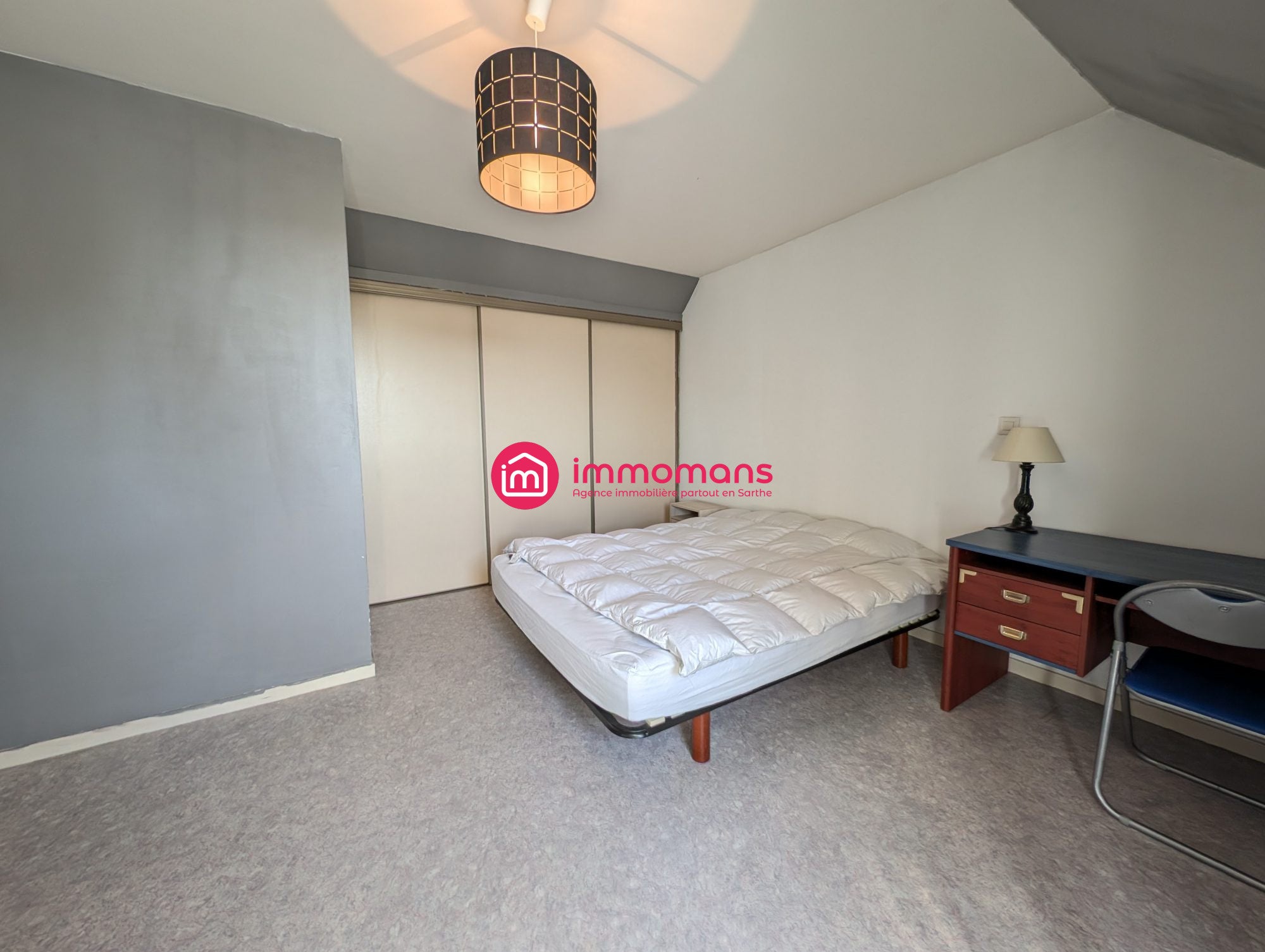 Appartement Rue du Bourg Belé à Le Mans