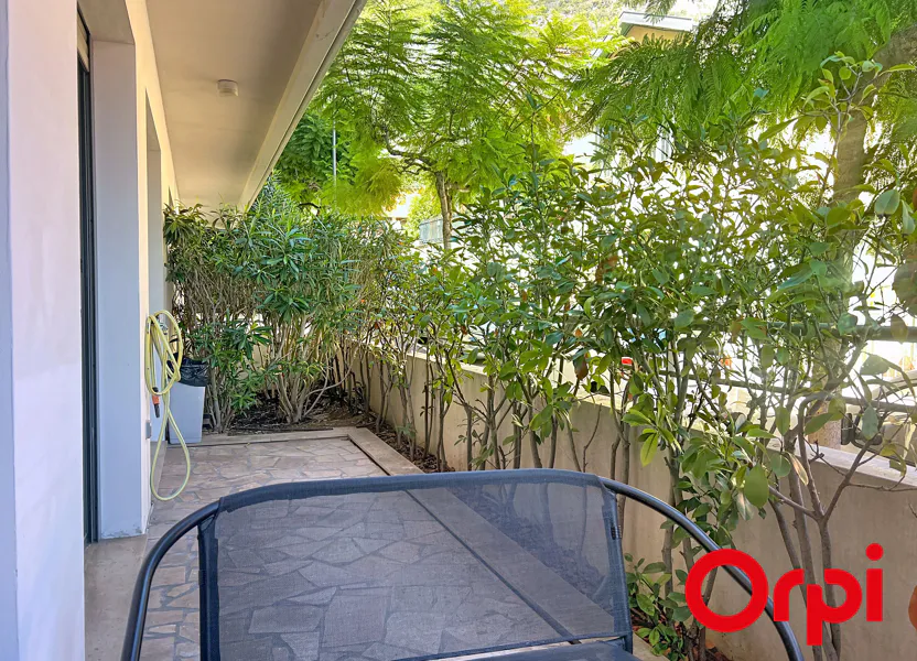 Flat Boulevard de Garavan in Menton