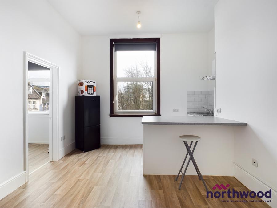 Flat Cornwallis Gardens in St Leonards