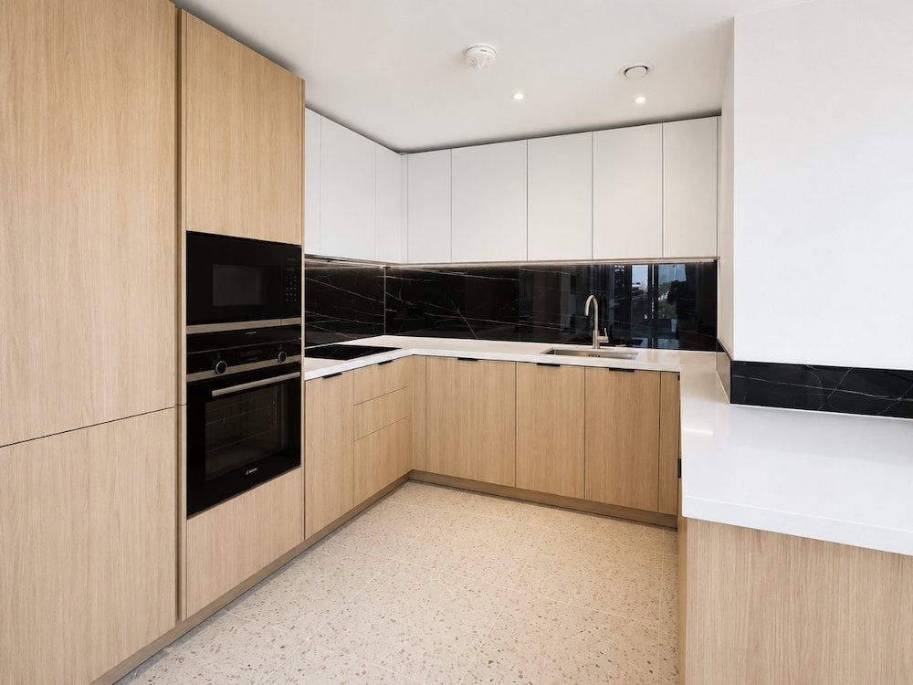Flat Cendal Crescent in Greater London