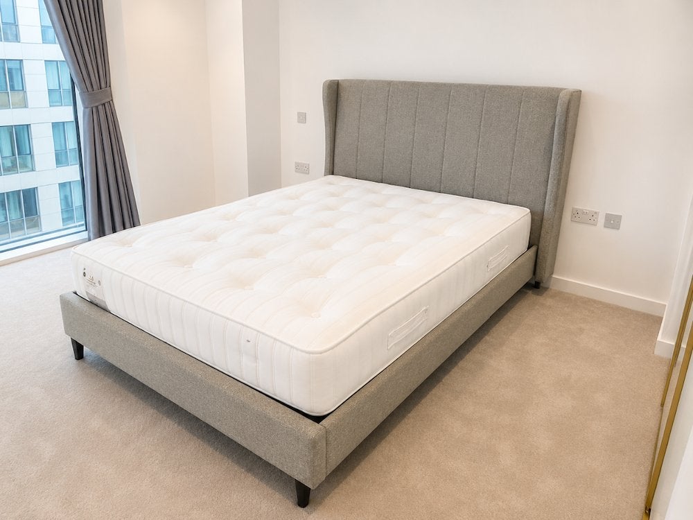 Flat Cendal Crescent in Greater London