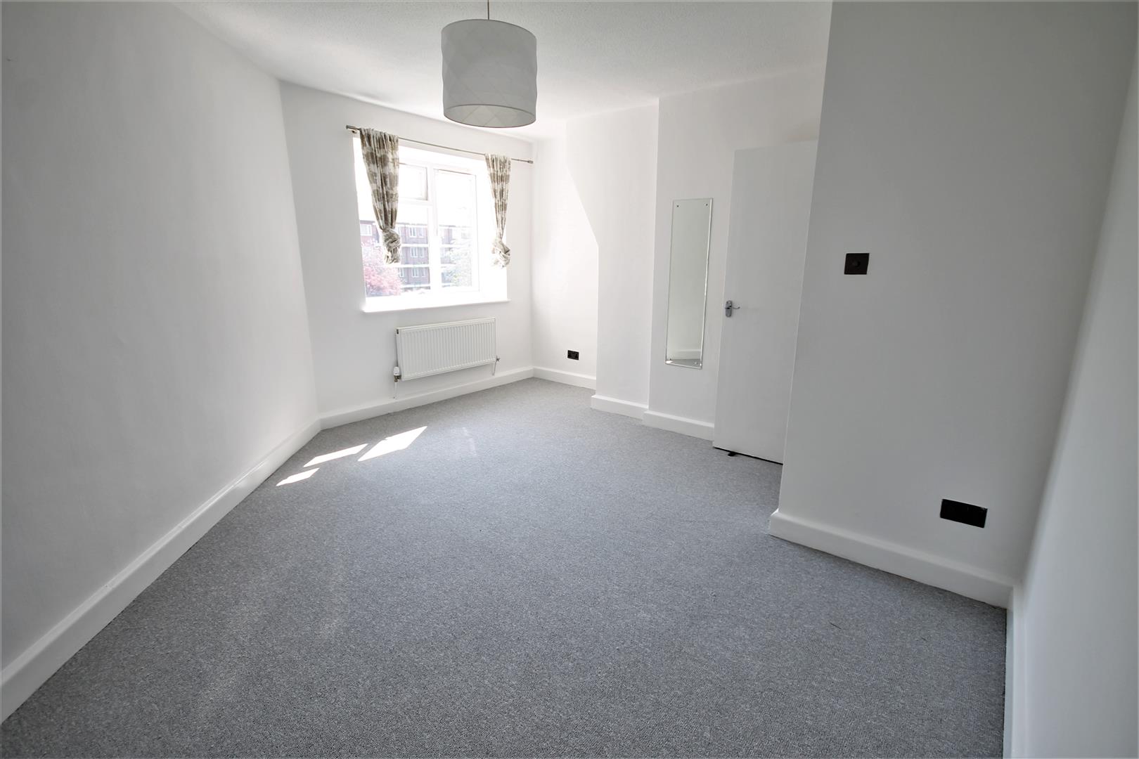 Flat Eccles New Road in Salford