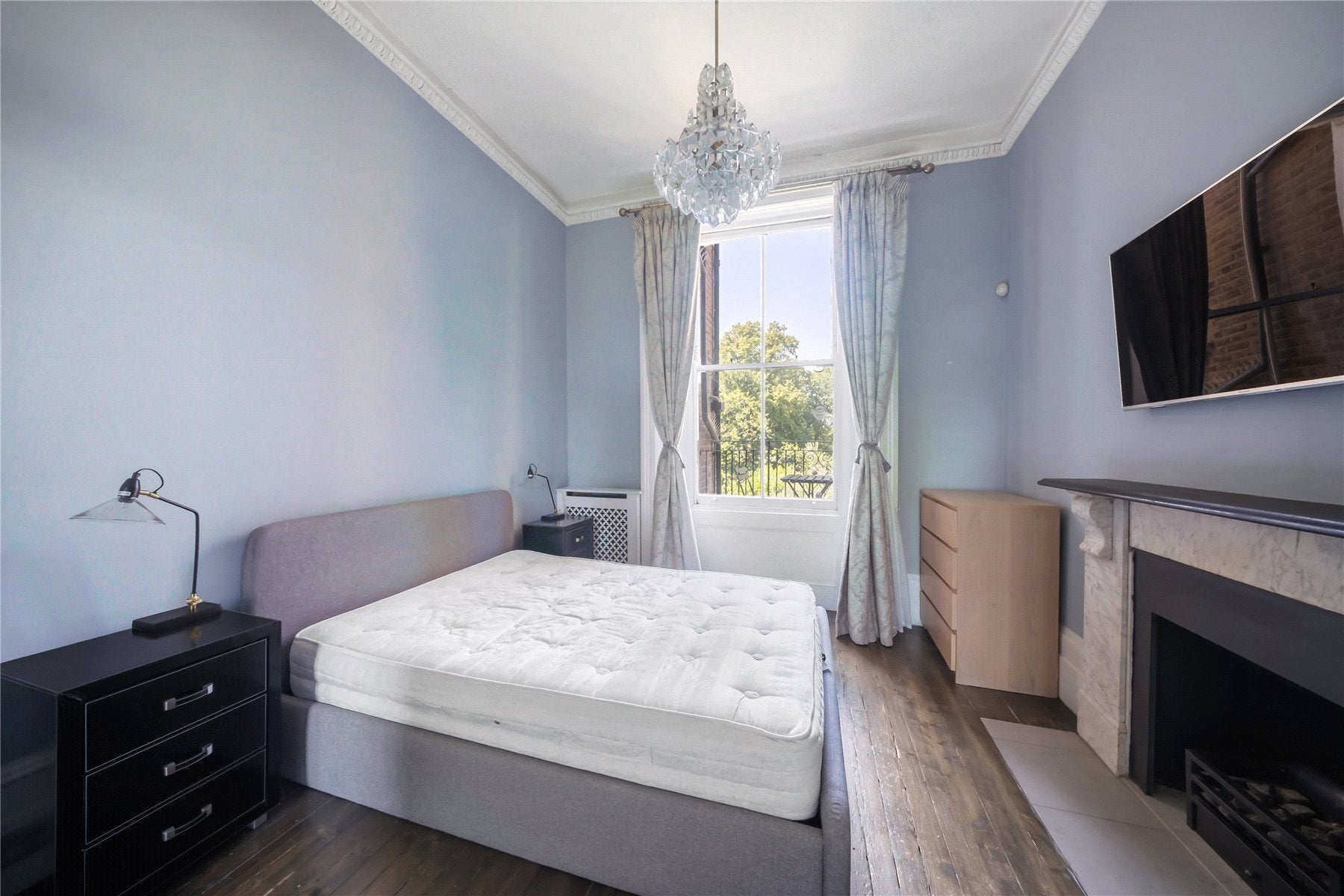 Flat Ladbroke Grove in Greater London