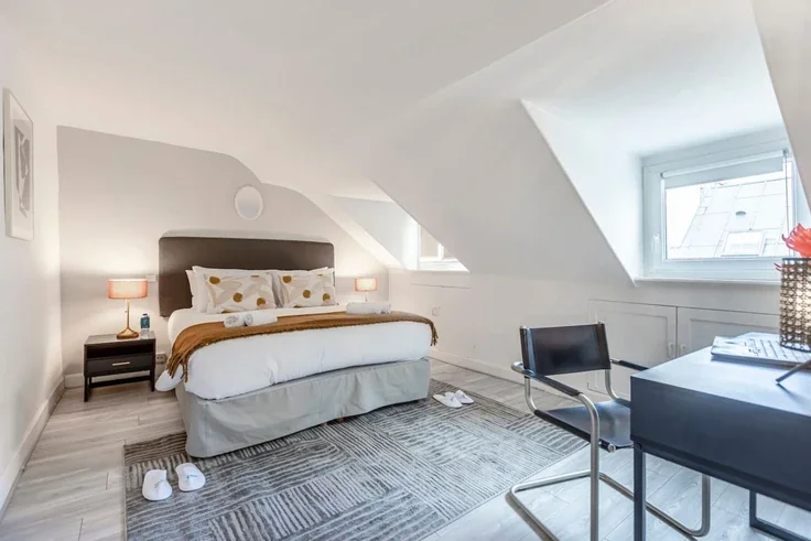 Appartement Rue Saint-Marc à Paris