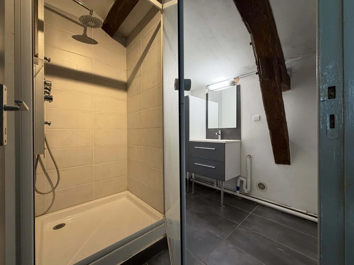Flat Rue du Général de Gaulle in Ludon-Médoc
