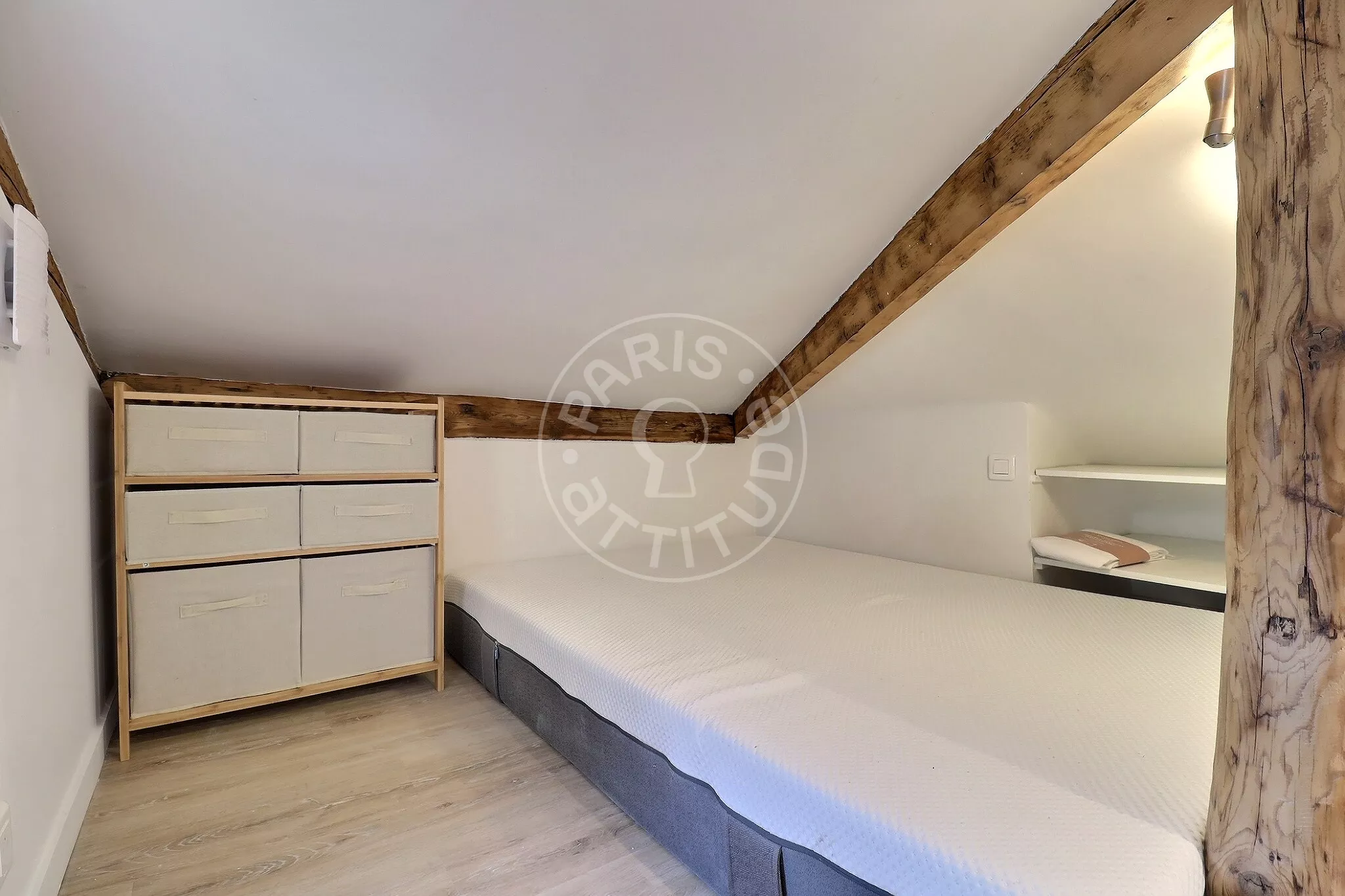 Flat Rue Saint-Charles in Paris