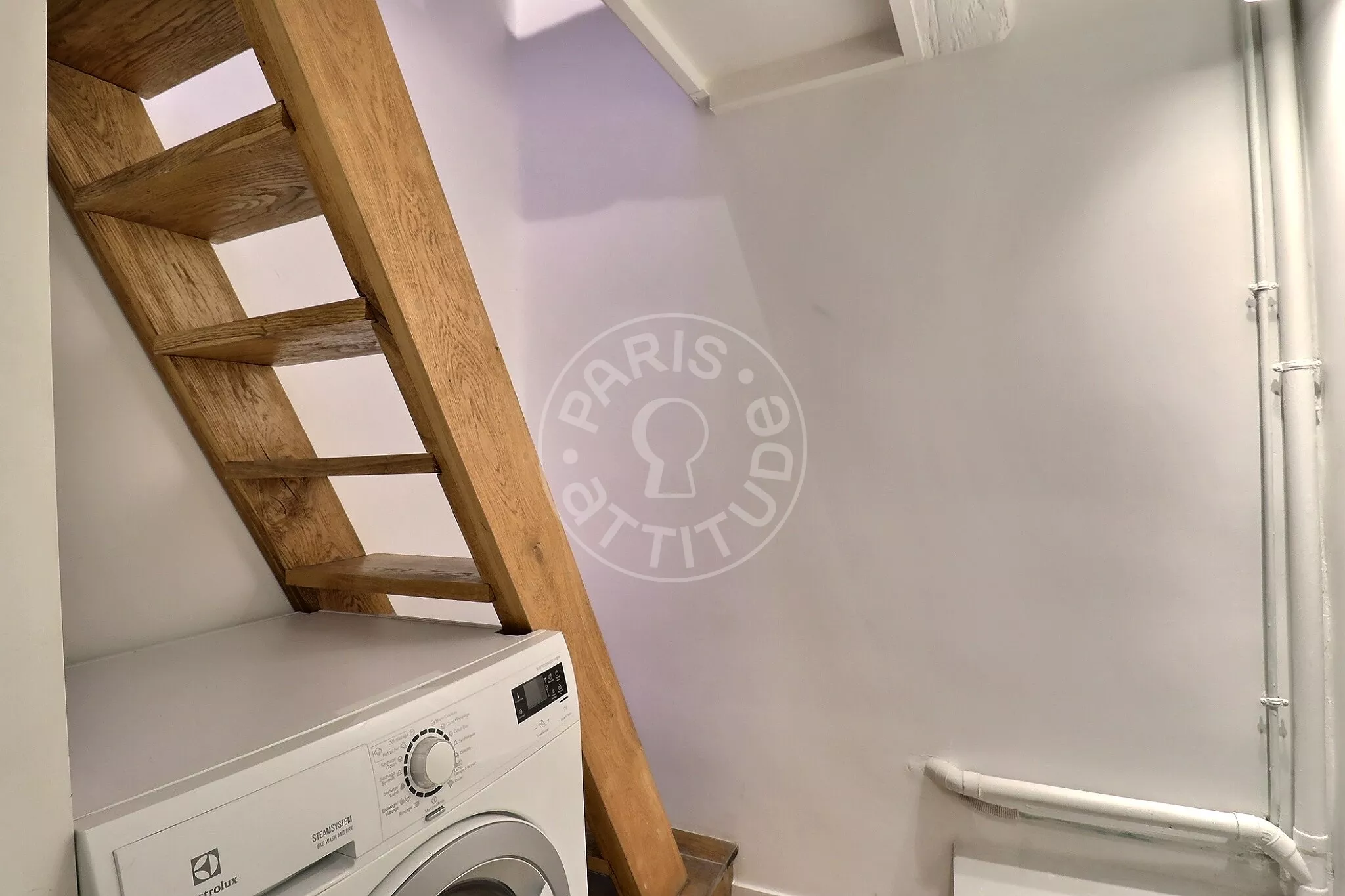 Flat Rue Saint-Charles in Paris