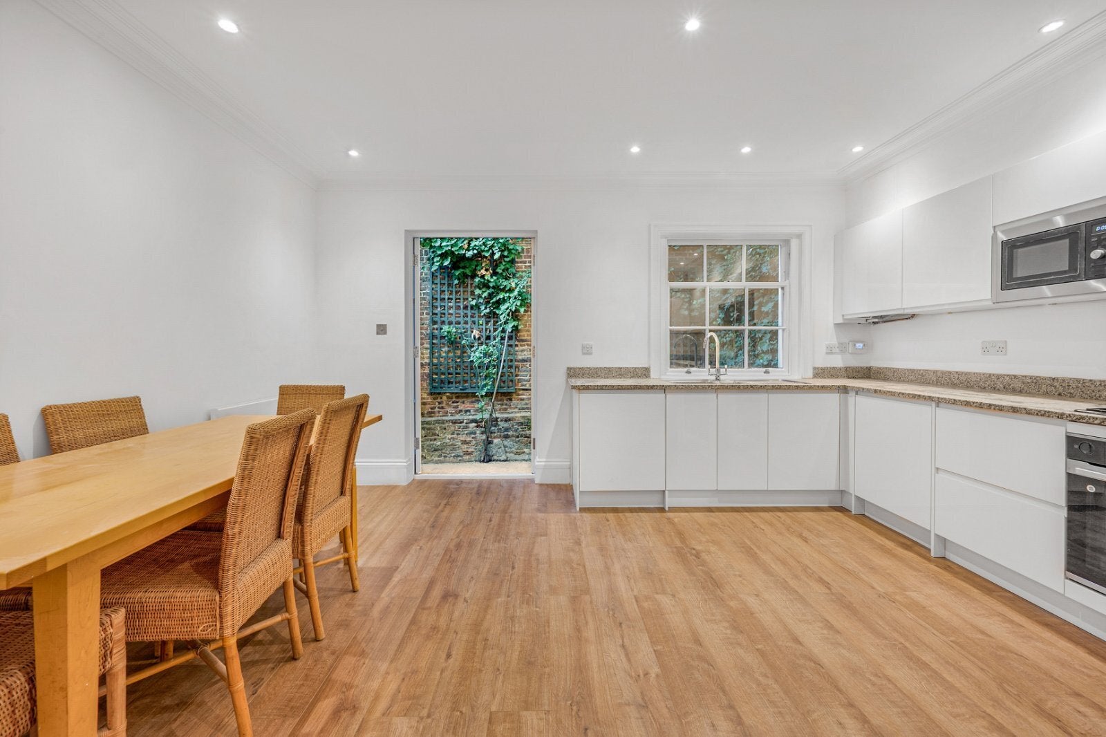 House Kent Yard in City of Westminster