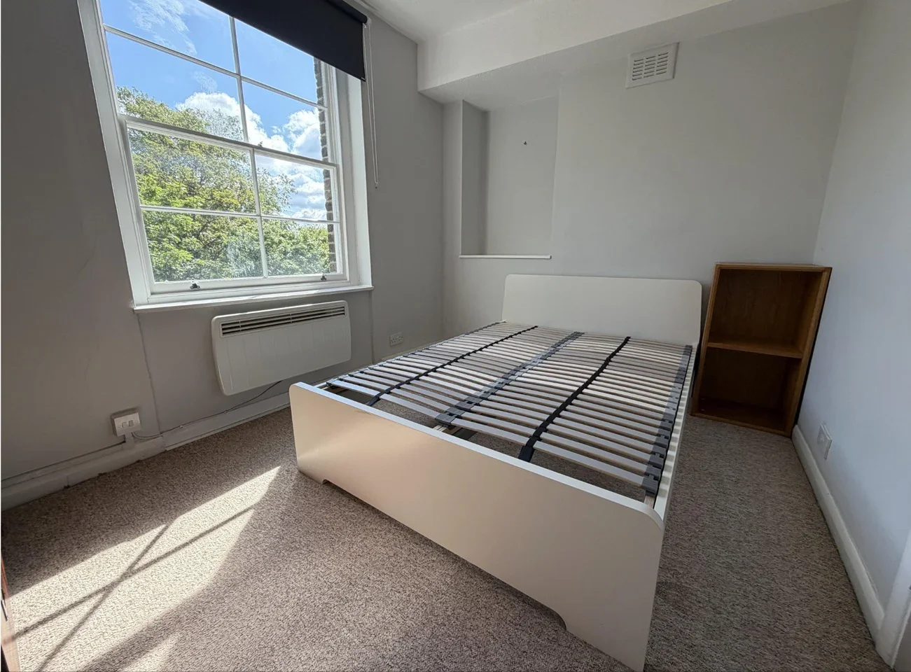 Flat Foxley Road in Greater London