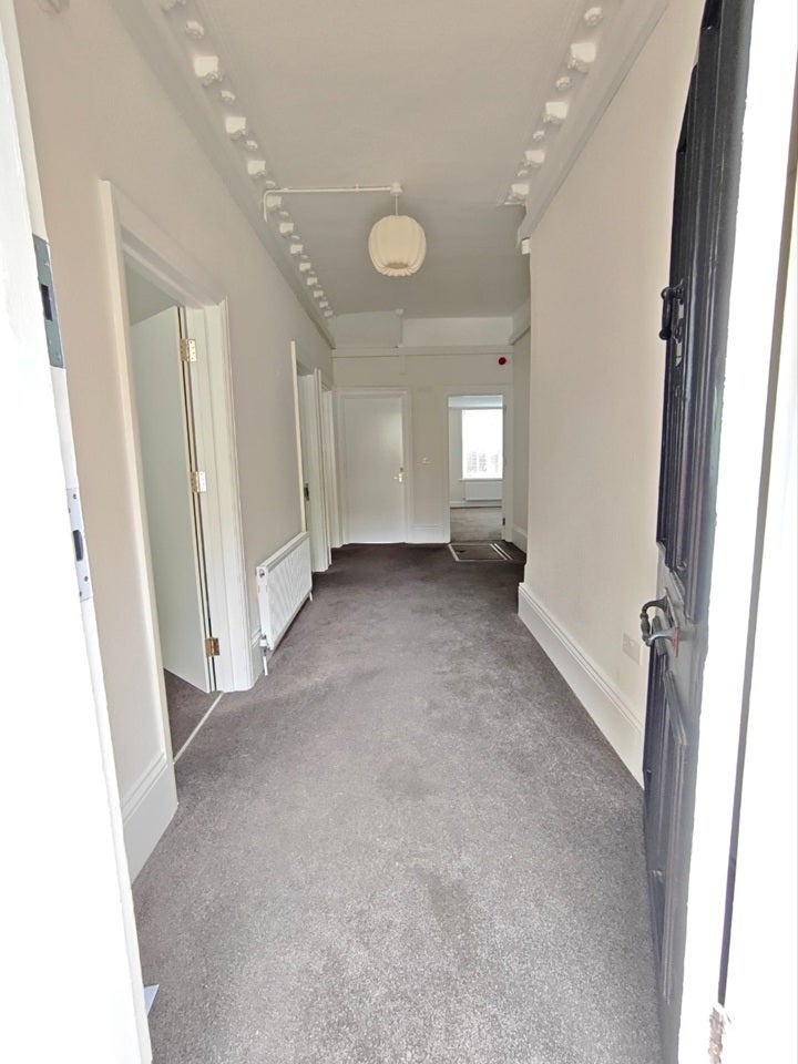 Flat Marchwood Crescent in Greater London