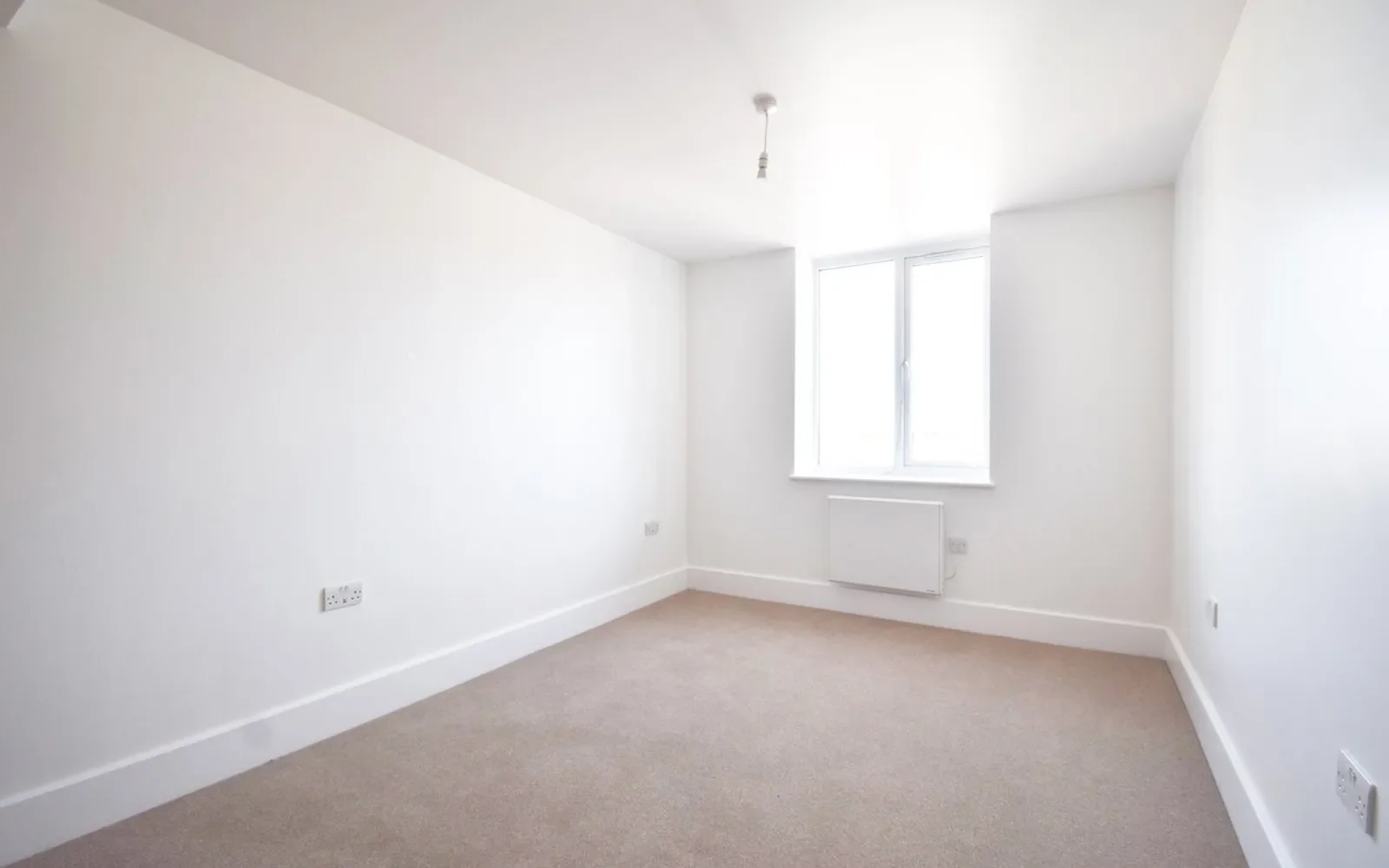 Flat Araby Corner in Borough of Spelthorne