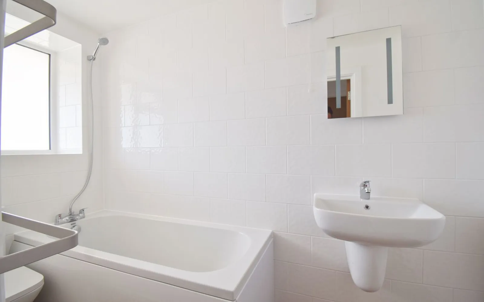 Flat Araby Corner in Borough of Spelthorne