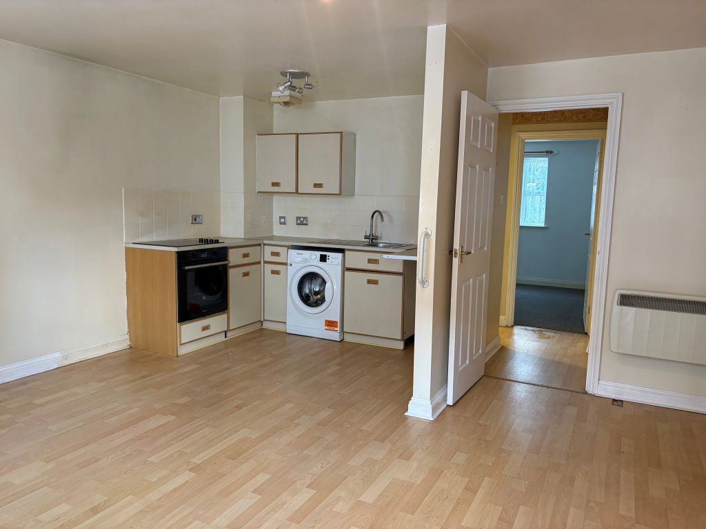 Flat Vernon Terrace in Northampton