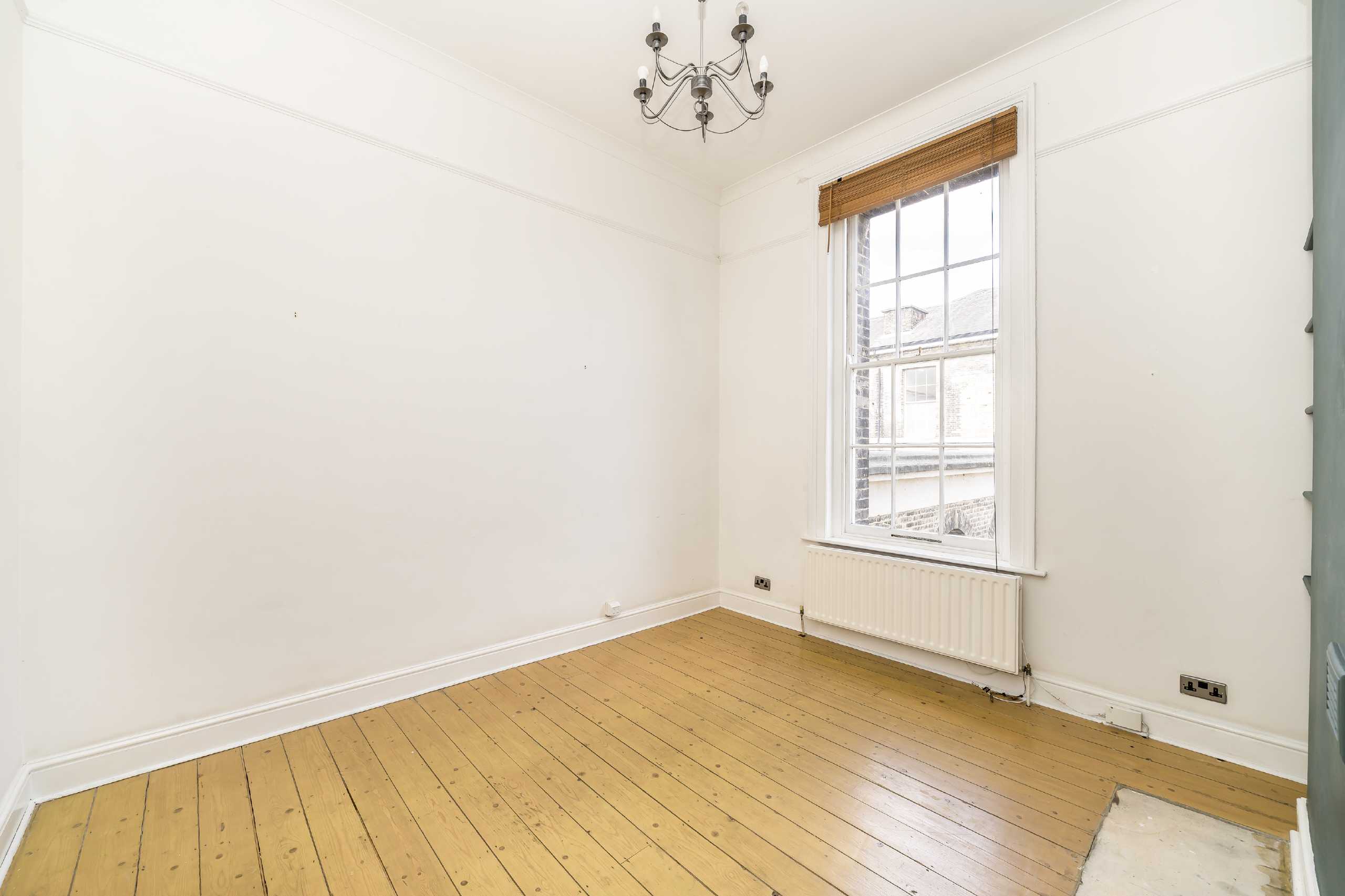 Flat Gilbert Close in Greater London