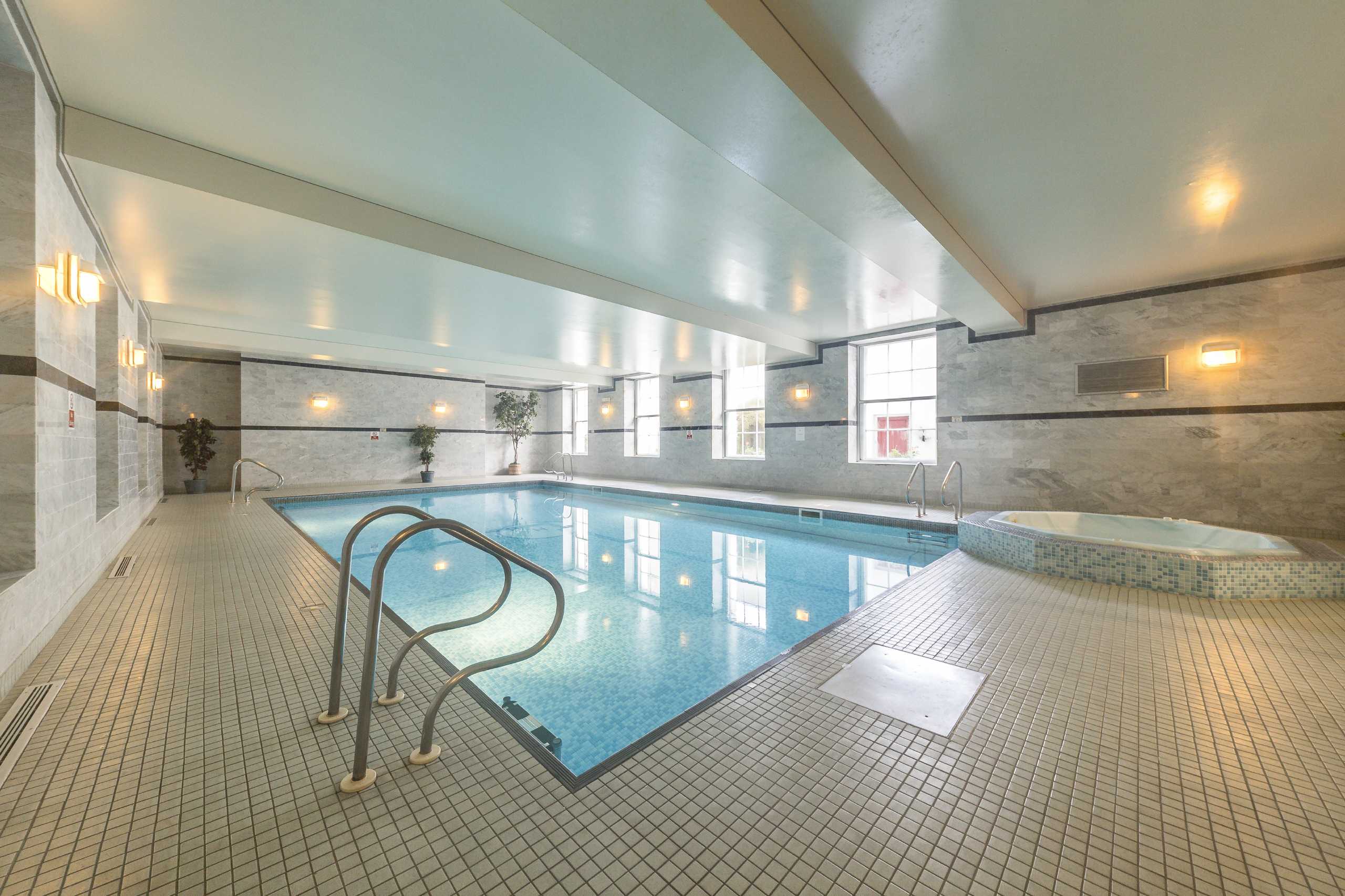 Flat Gilbert Close in Greater London