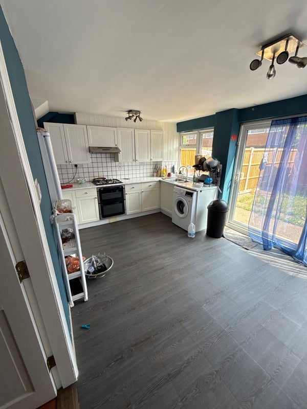 Room Briarbank Walk in Nottingham