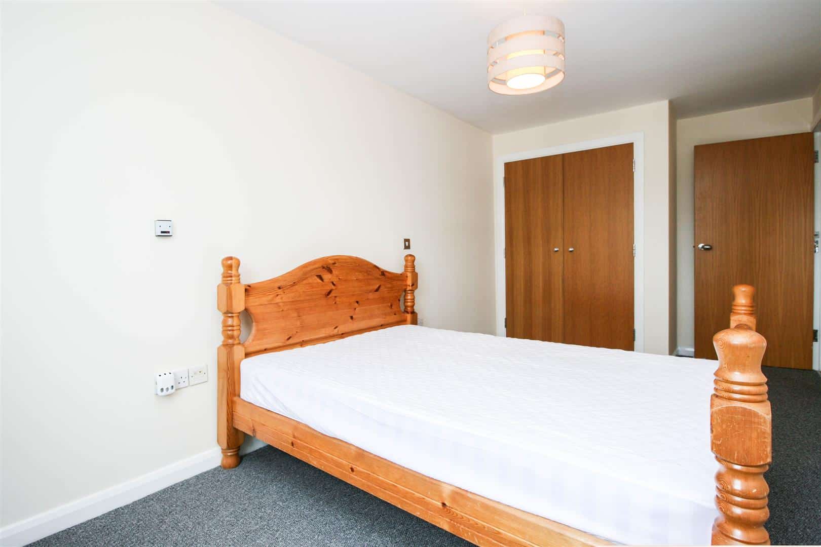 Flat Arthur Place in Birmingham