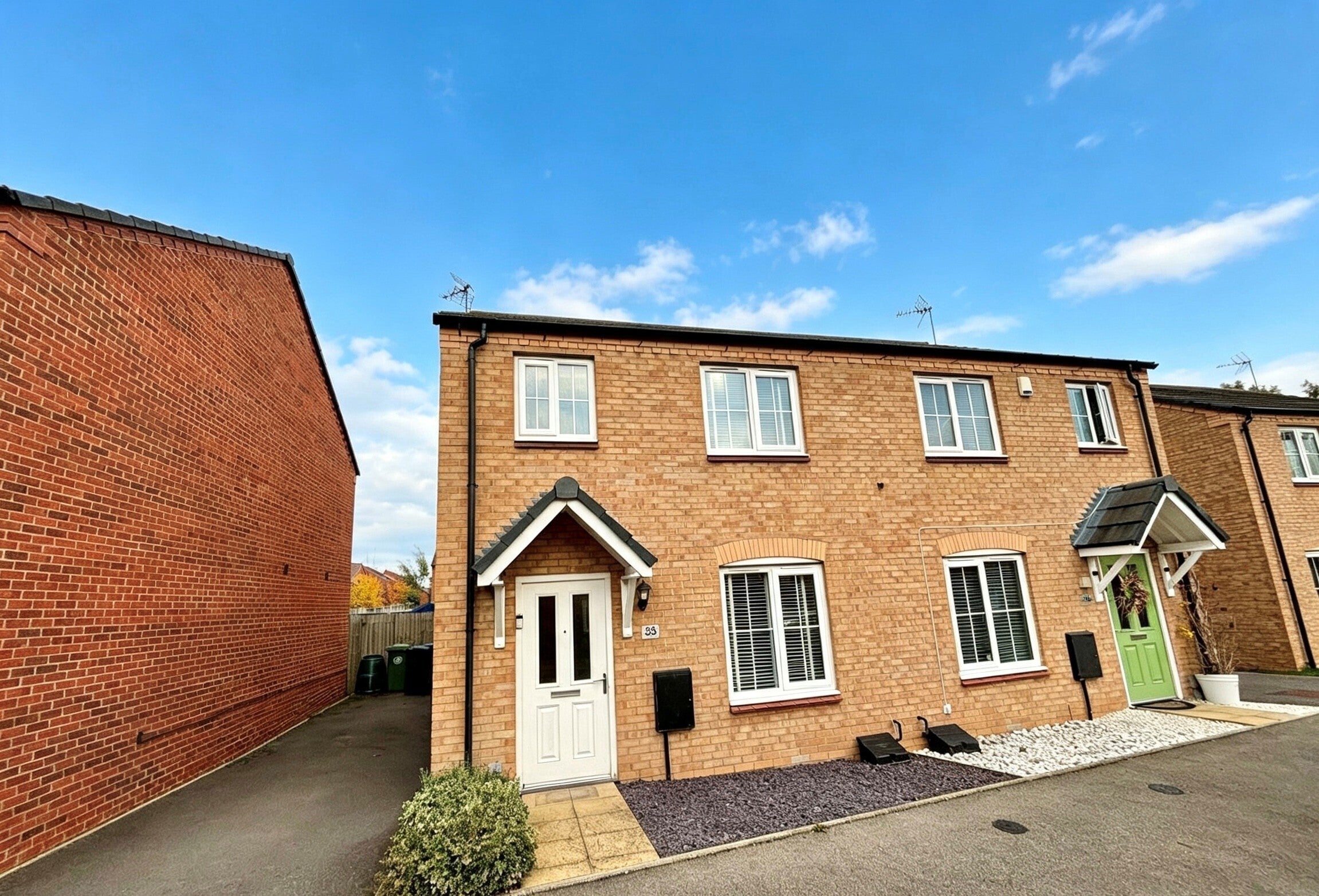 House Russet Way in Stratford-on-Avon