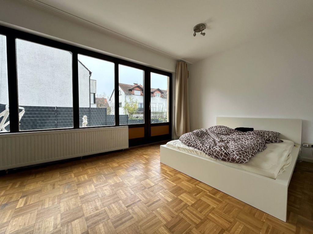 Zimmer Tucholskystraße in Frankfurt am Main