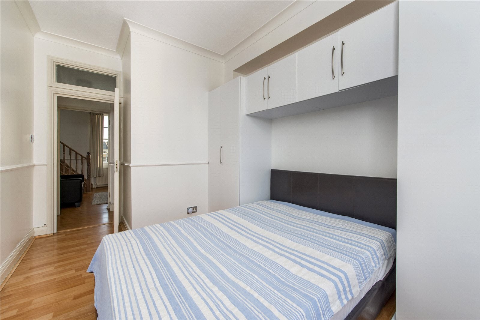 Flat Alma Square in City of Westminster
