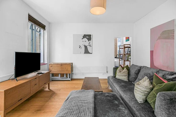 Flat John Aird Court in City of Westminster