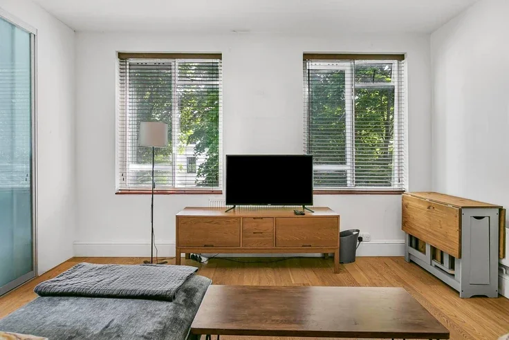 Flat John Aird Court in City of Westminster