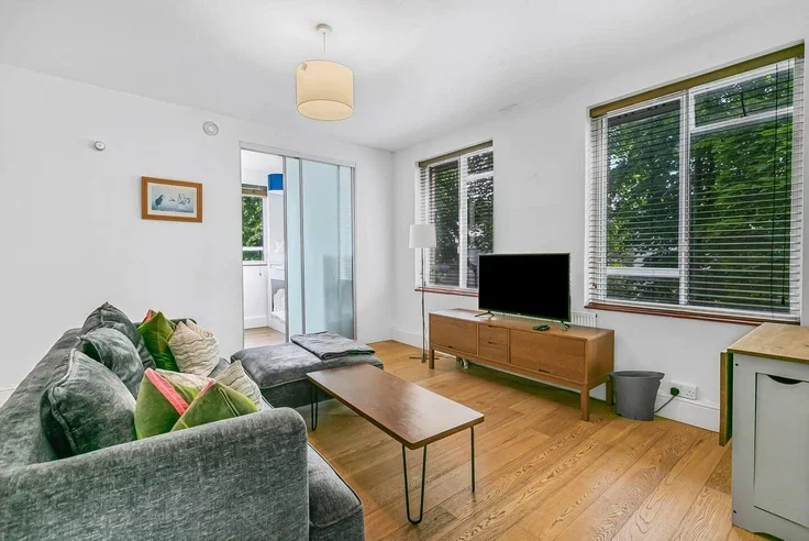 Flat John Aird Court in City of Westminster