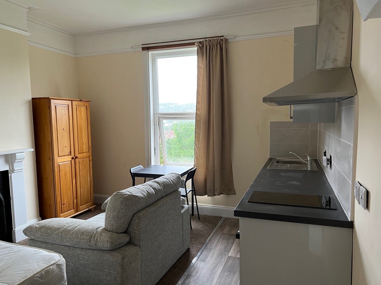 Room Newbridge Road in Bath