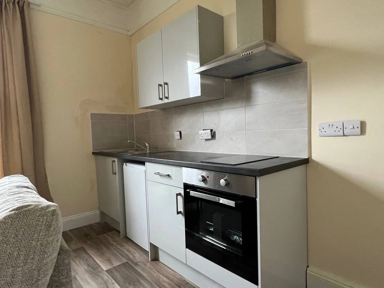 Room Newbridge Road in Bath