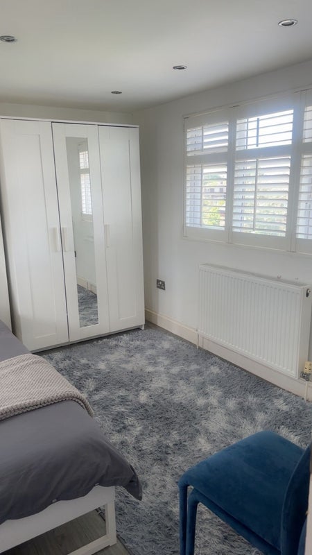 Room Frankland Road in Greater London