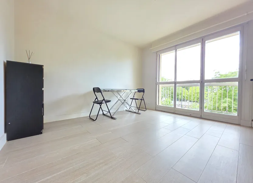 Appartement Rue de la République à Vanves