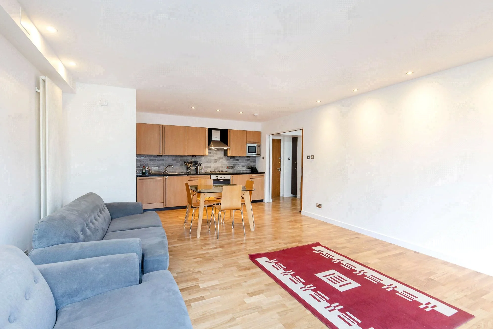 Flat Gardner's Crescent in Edinburgh