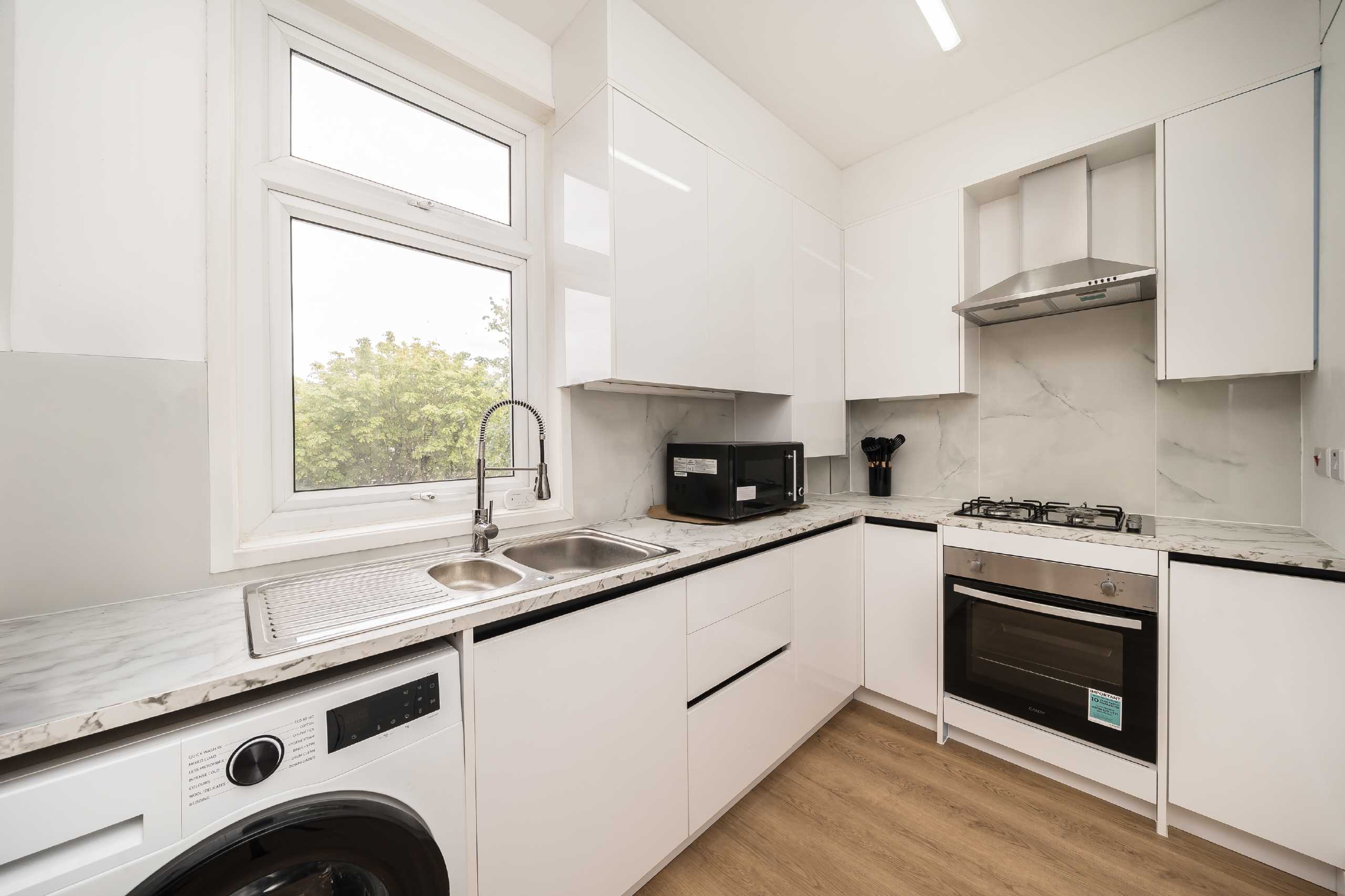 Flat Babington Road in Greater London