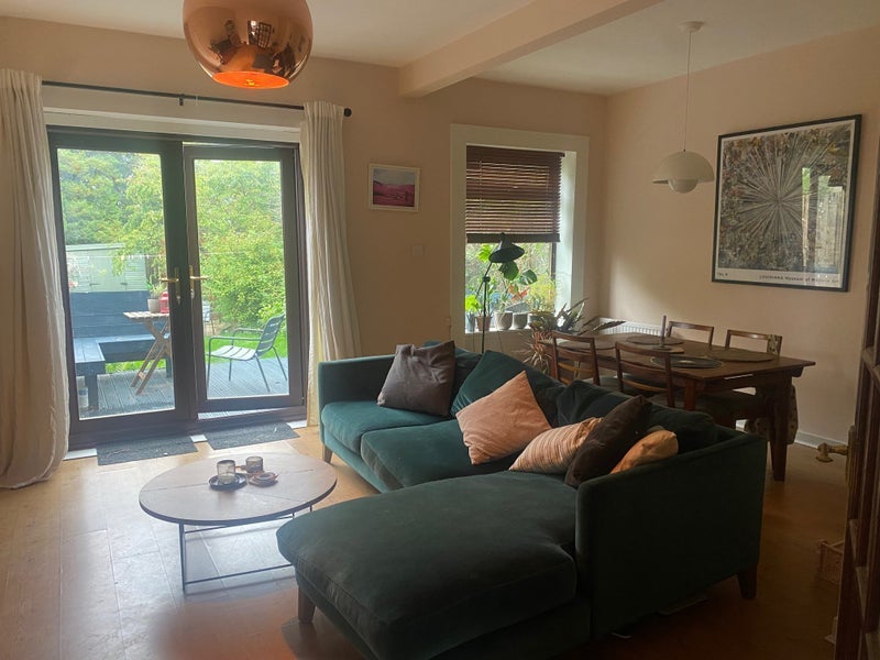 Room Croftpark Avenue in Glasgow