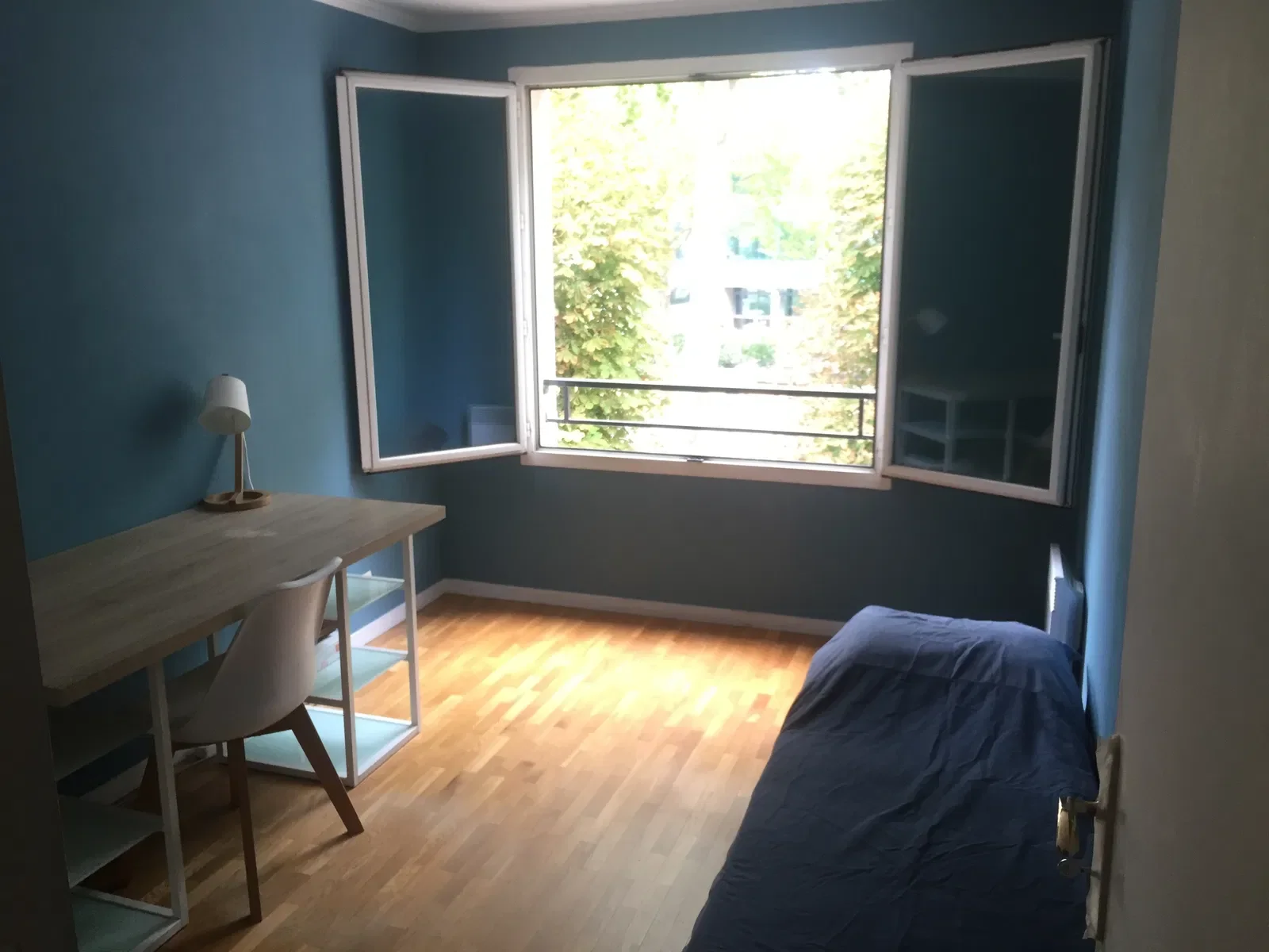 Room Rue de l'Ouest in Rueil-Malmaison