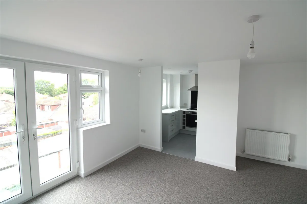 Flat Milton Parade in Havant
