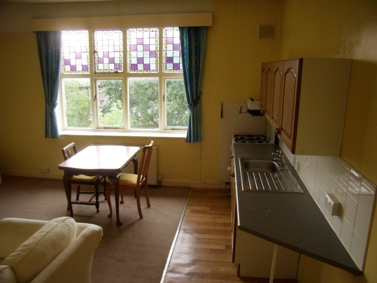 Flat Hallamgate Road in Sheffield
